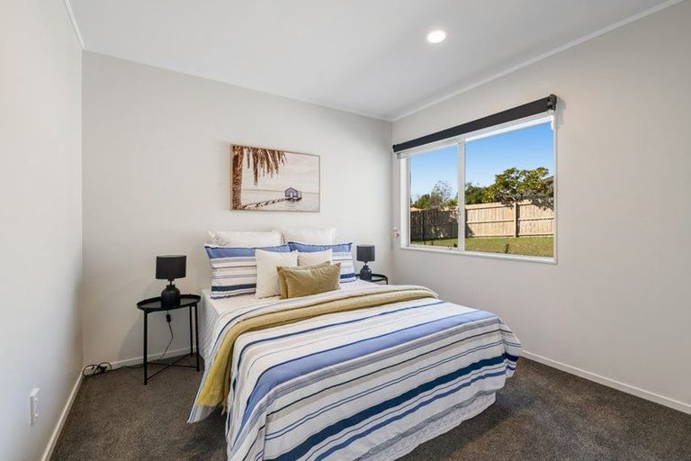 Photo of property in 14 Greta Place, Stanmore Bay, Whangaparaoa, 0932