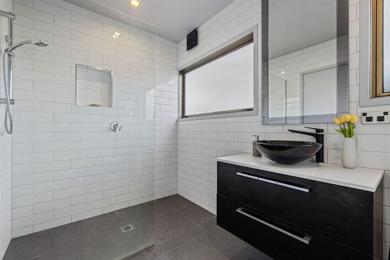 Photo of property in 4/32 Albany Street, St Albans, Christchurch, 8014