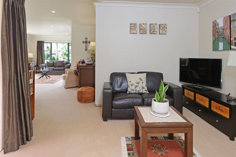 Photo of property in 4 Checkerberry Court, Henderson, Auckland, 0612