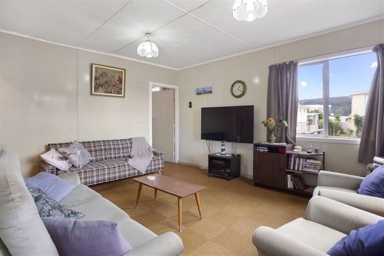 Photo of property in 203 Winifred Avenue, Whangamata, 3620