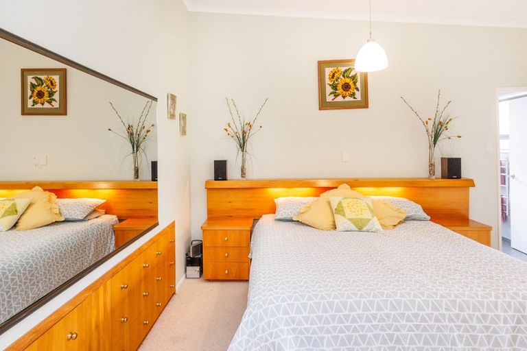 Photo of property in 69 Waterloo Crescent, Hokowhitu, Palmerston North, 4410