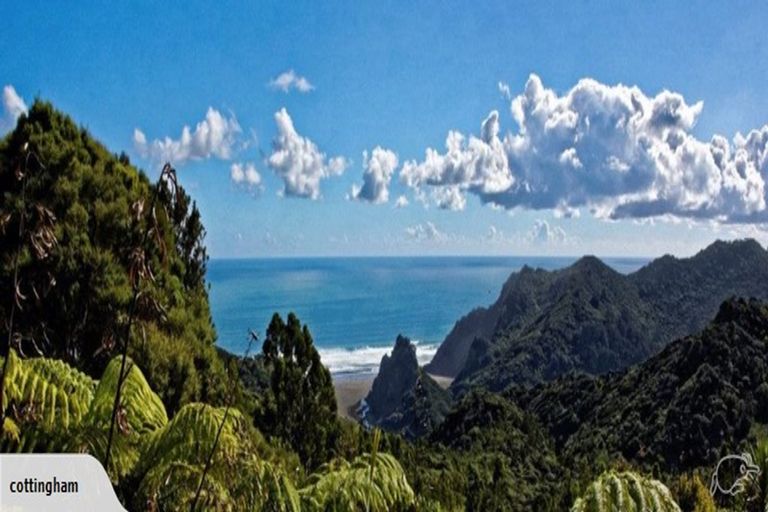 Photo of property in 128 Lone Kauri Road, Karekare, Auckland, 0772