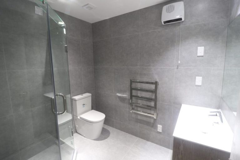 Photo of property in 40 Ascension Crescent, Orewa, 0931