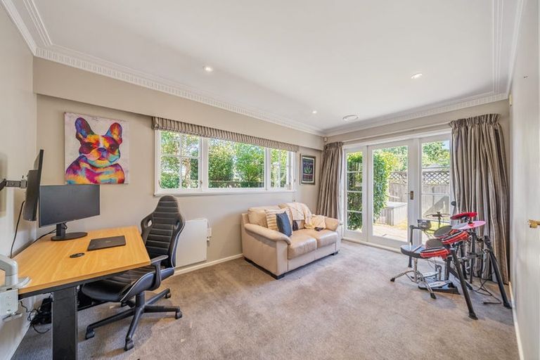 Photo of property in 110 Barton Avenue, Heretaunga, Upper Hutt, 5018