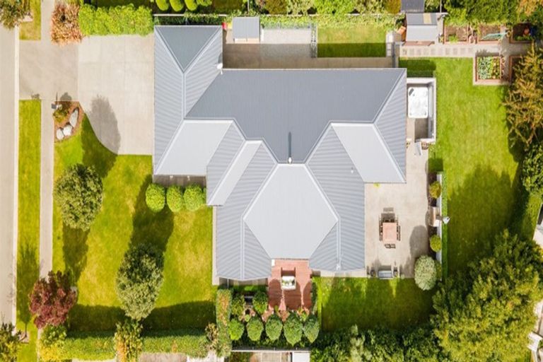 Photo of property in 62 Iris Taylor Avenue, West Melton, 7618