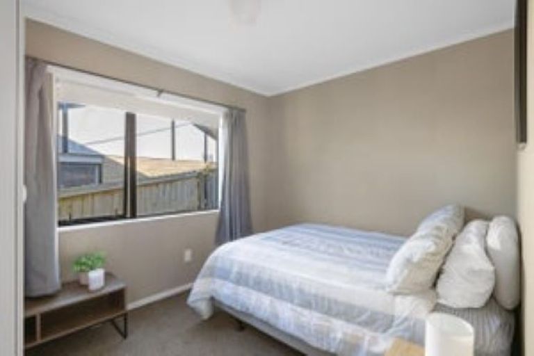 Photo of property in 38a Hammond Avenue, Hatfields Beach, Orewa, 0931