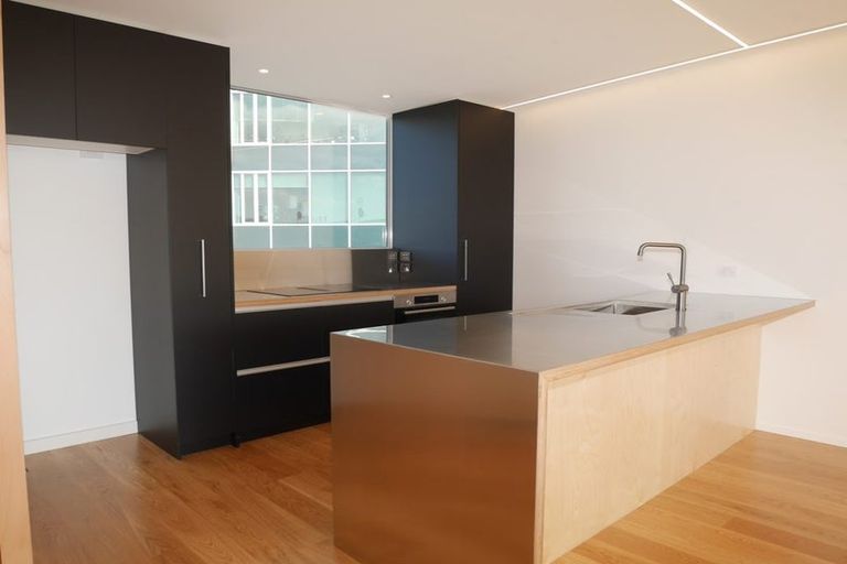 Photo of property in 384d Kapiti Road, Paraparaumu Beach, Paraparaumu, 5032