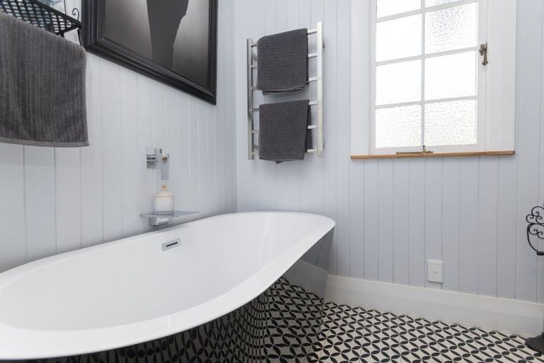 Photo of property in 165 Whitaker Street, Whataupoko, Gisborne, 4010