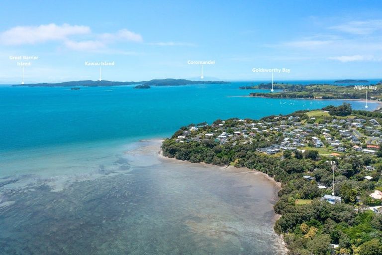 Photo of property in 17 Rangimaarie Crescent, Snells Beach, 0920