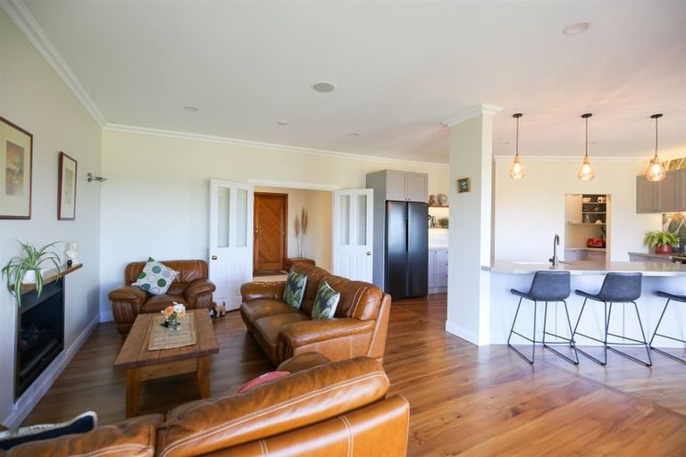 Photo of property in 76 Teapot Valley Road, Brightwater, 7091