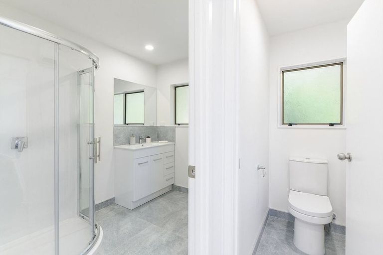 Photo of property in 10/40 Radiata Lane, Chatswood, Auckland, 0626