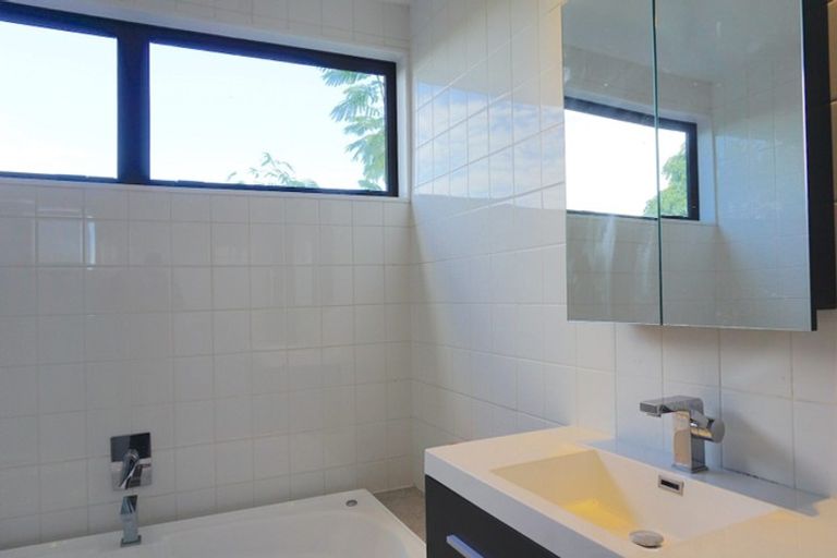 Photo of property in 14 Corriedale Place, Somerville, Auckland, 2014