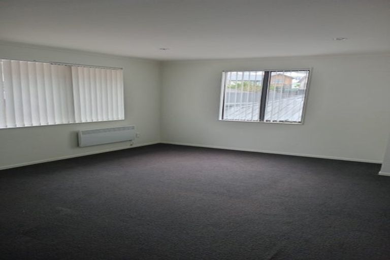 Photo of property in 14 Lane Cameron Place, Flat Bush, Auckland, 2019