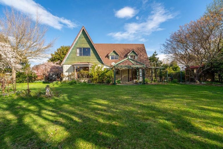 Photo of property in 11 Woodbury Road, Geraldine, 7991