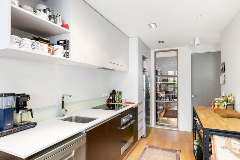 Photo of property in Masina Apartments, 204/80 Riddiford Street, Newtown, Wellington, 6021