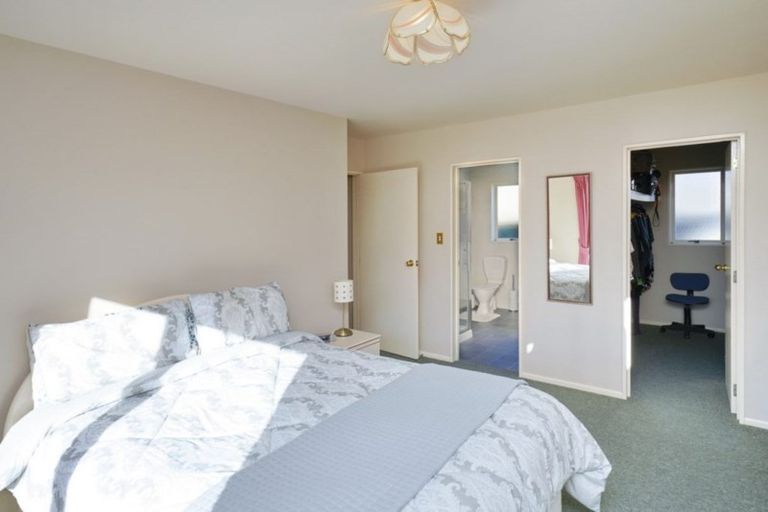 Photo of property in 43 Rempstone Drive, Halswell, Christchurch, 8025