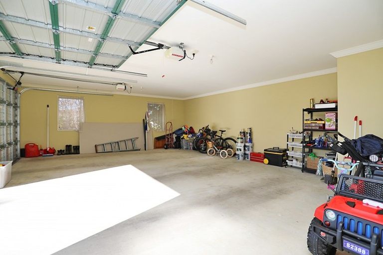 Photo of property in 44 Durham Street, Winton, 9720