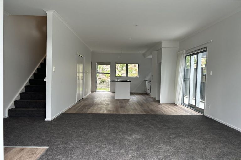 Photo of property in 15 Koreke Close, Kenepuru, Porirua, 5022