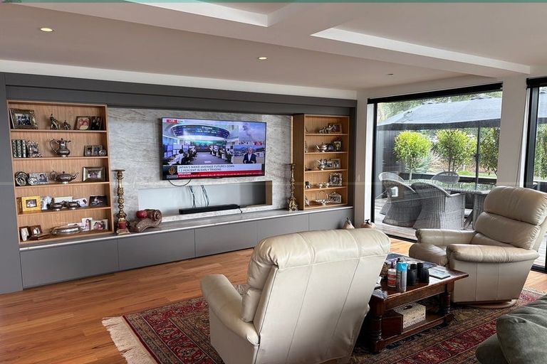 Photo of property in 15a The Strand, Takapuna, Auckland, 0622