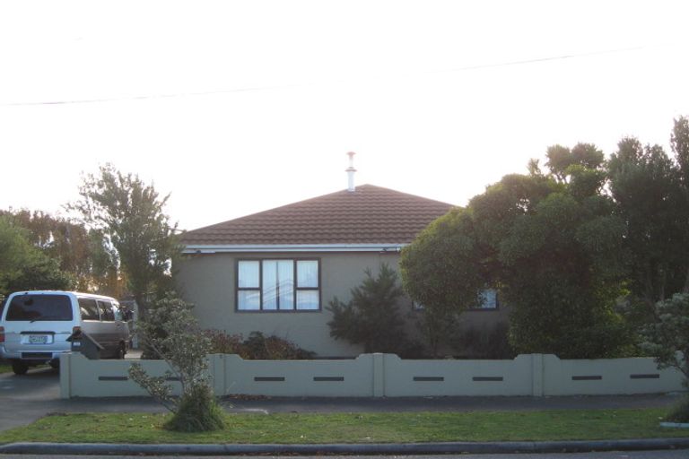 Photo of property in 186 Bowhill Road, New Brighton, Christchurch, 8083