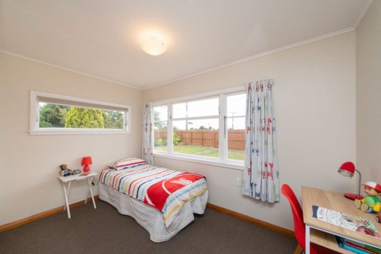 Photo of property in 81 Thames Street, Rongotea, 4476