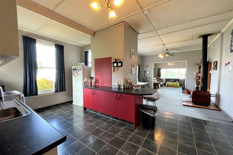 Photo of property in 218 Clyde Street, Balclutha, 9230