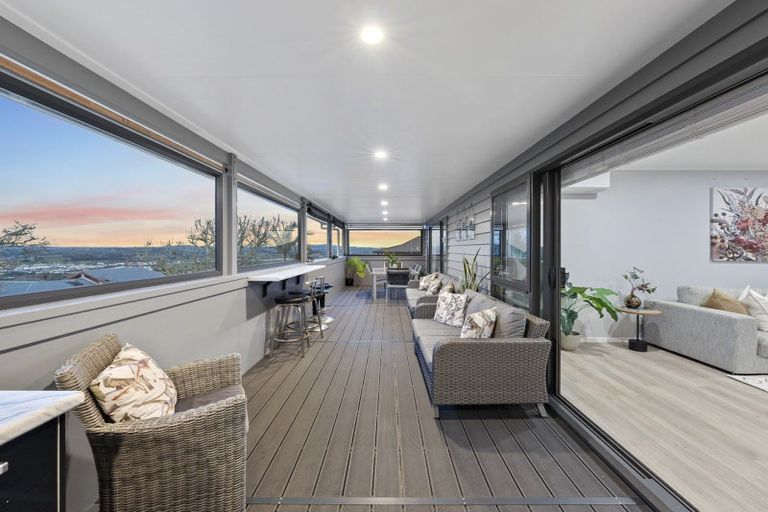 Photo of property in 68 Anzac Road, Pukekohe, 2120