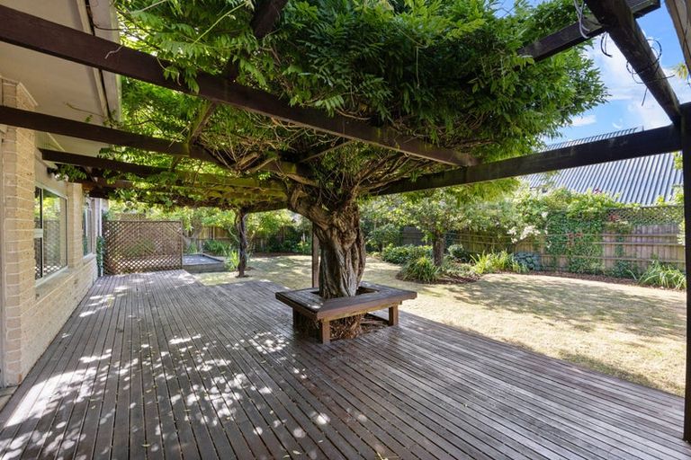 Photo of property in 25b Ilam Road, Upper Riccarton, Christchurch, 8041