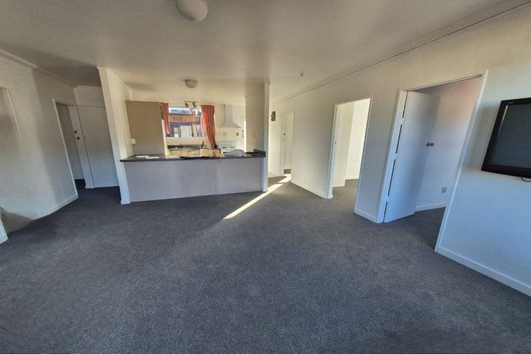 Photo of property in 102 Harbour Terrace, North Dunedin, Dunedin, 9016