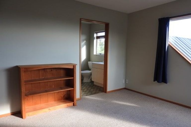 Photo of property in 3b Cambrian Close, Westmorland, Christchurch, 8025