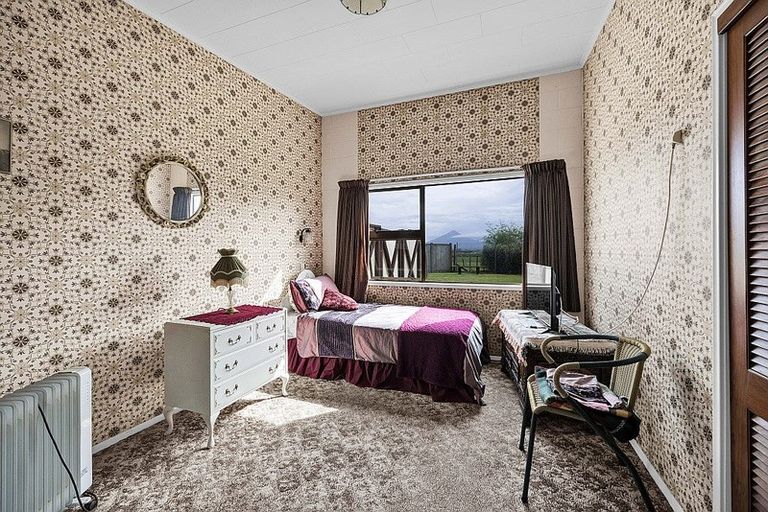 Photo of property in 10 Green Lane, Hawera, 4610