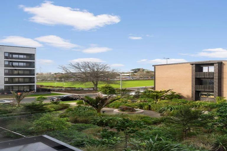 Photo of property in 203/2a Matatiki Street, Northcote, Auckland, 0627