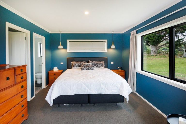 Photo of property in 52 Centre Road, Aokautere, Palmerston North, 4471
