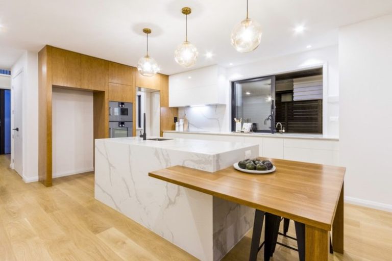 Photo of property in 19 Tawatawa Street, Long Bay, Auckland, 0630