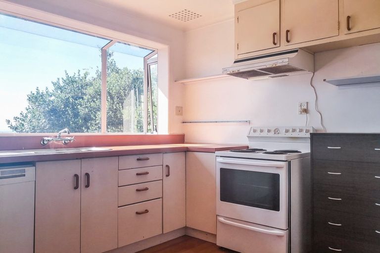 Photo of property in 76 Manuka Road, Glenfield, Auckland, 0629