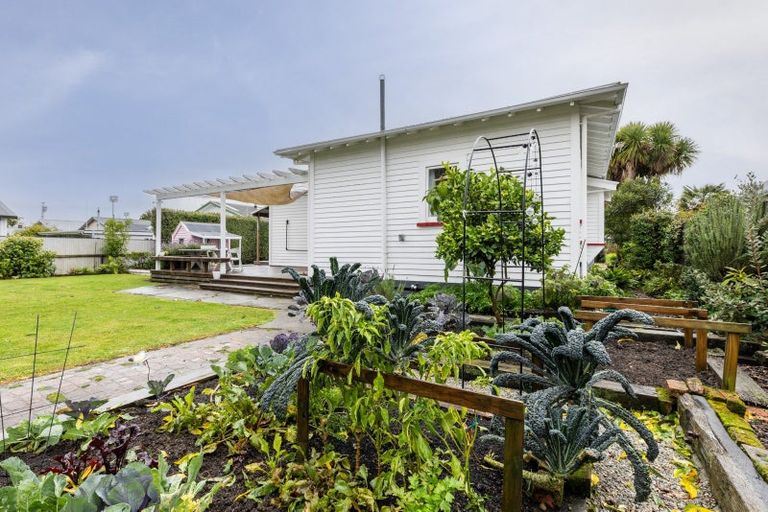 Photo of property in 190 Vigor Brown Street, Napier South, Napier, 4110