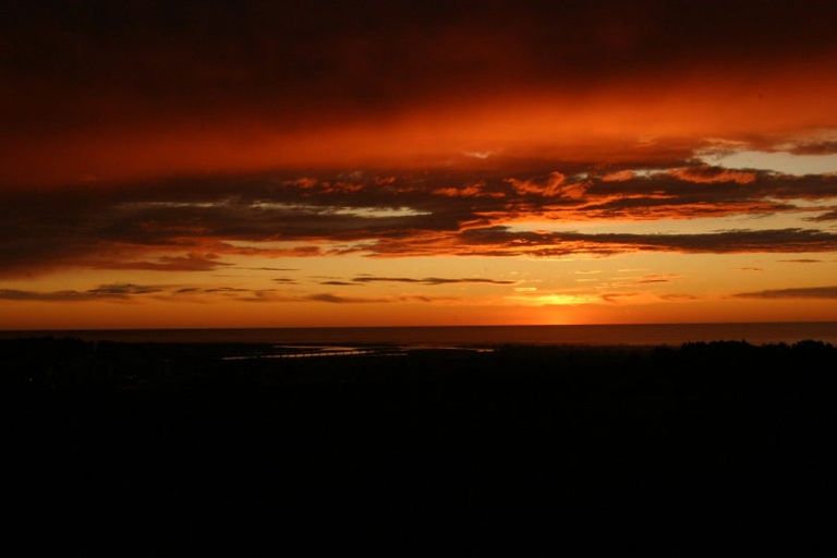 Photo of property in 2 Whitcombe Terrace, Hokitika, 7810