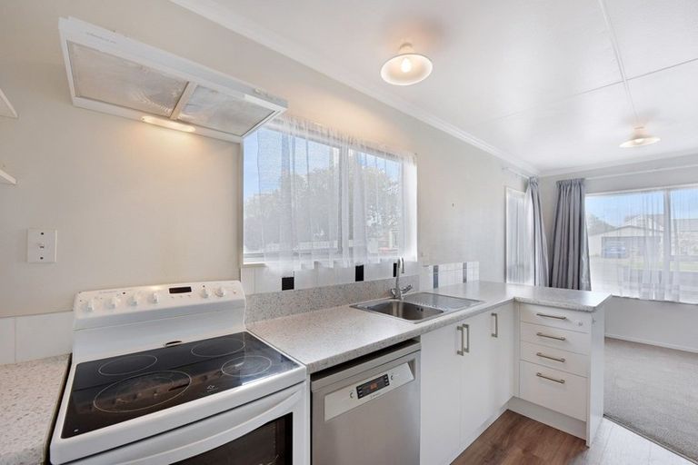 Photo of property in 10 Waimea West Road, Brightwater, 7022