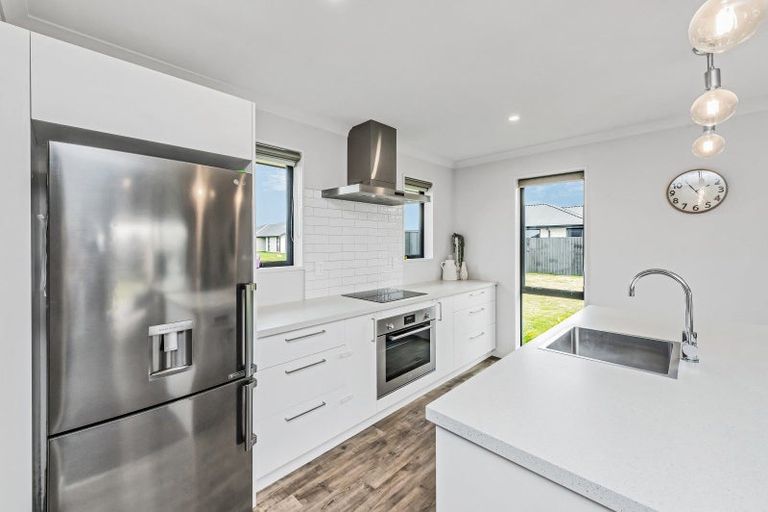 Photo of property in 5 Merino Crescent, Kirwee, 7571