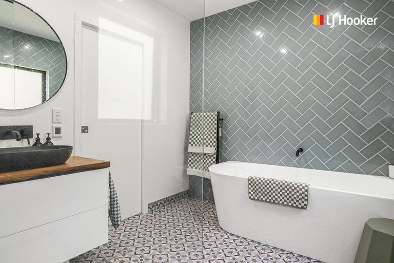 Photo of property in 157 Portobello Road, Vauxhall, Dunedin, 9013