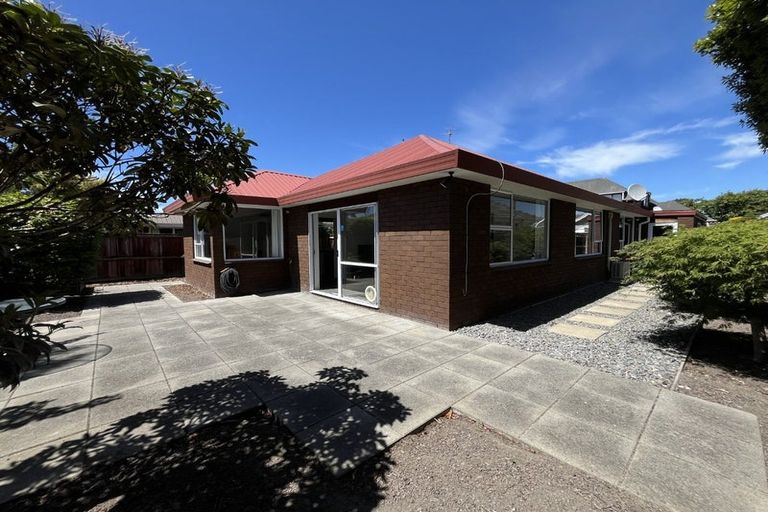 Photo of property in 2/10 Argo Place, Casebrook, Christchurch, 8051