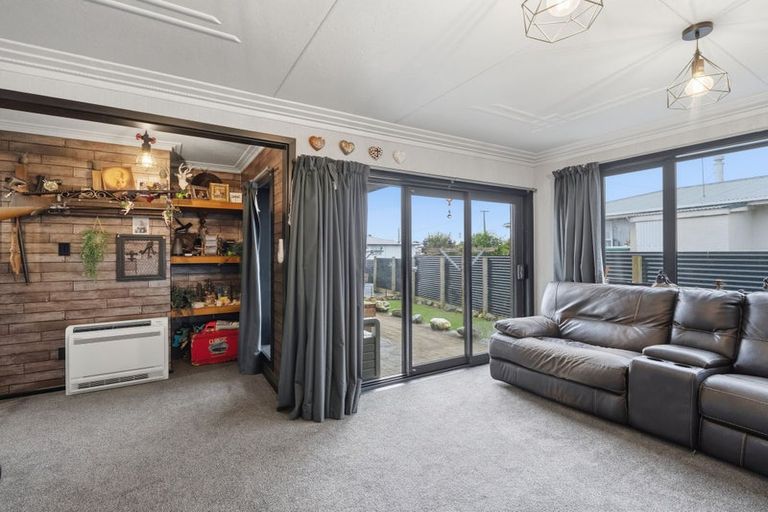 Photo of property in 215 Mcquarrie Street, Kingswell, Invercargill, 9812