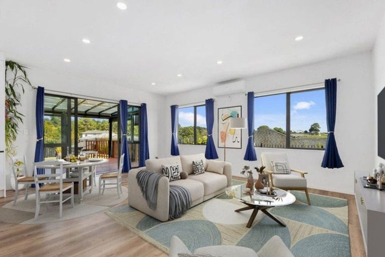 Photo of property in 33 Woodridge Drive, Stanmore Bay, Whangaparaoa, 0932