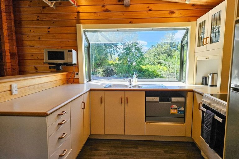 Photo of property in 21 Aorangi Crescent, Lake Tekapo, 7999