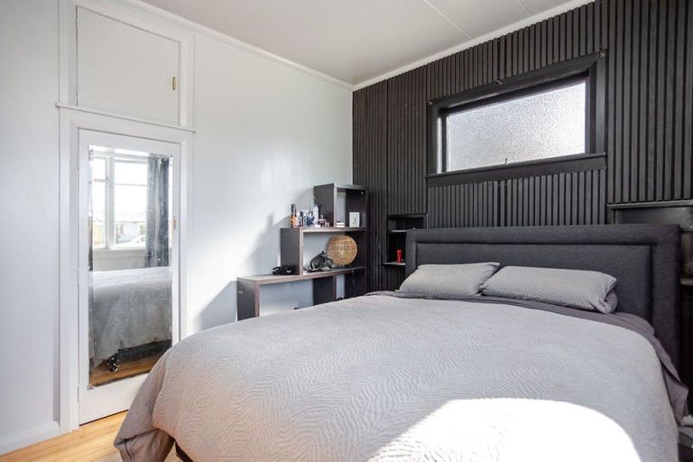 Photo of property in 3 Victoria Avenue, Dannevirke, 4930