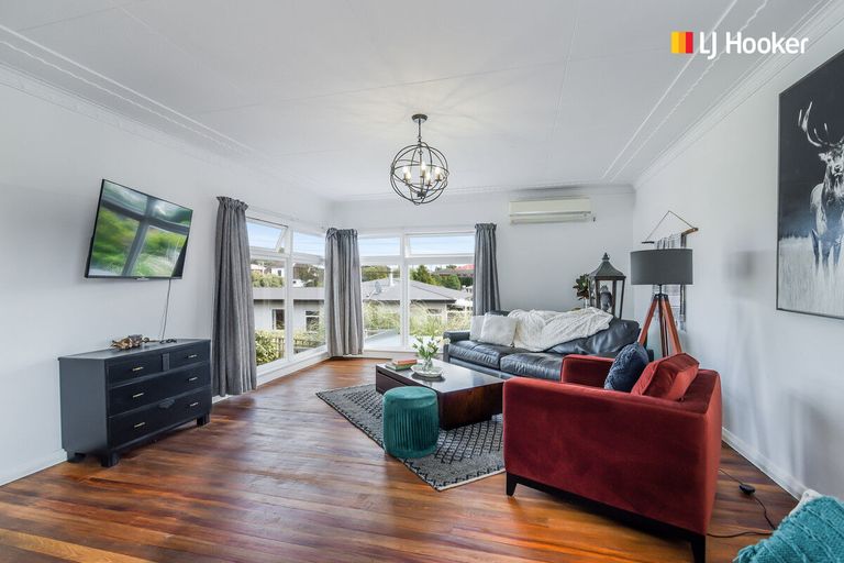 Photo of property in 43 Duckworth Street, Andersons Bay, Dunedin, 9013