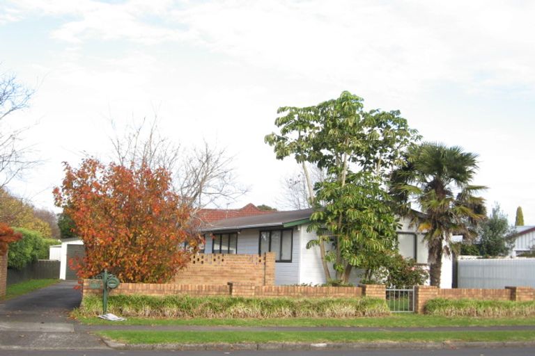 Photo of property in 3 Tington Avenue, Wattle Downs, Auckland, 2103