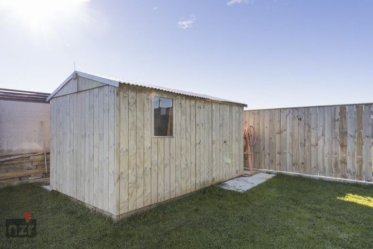 Photo of property in 20 George Street, Bulls, 4818