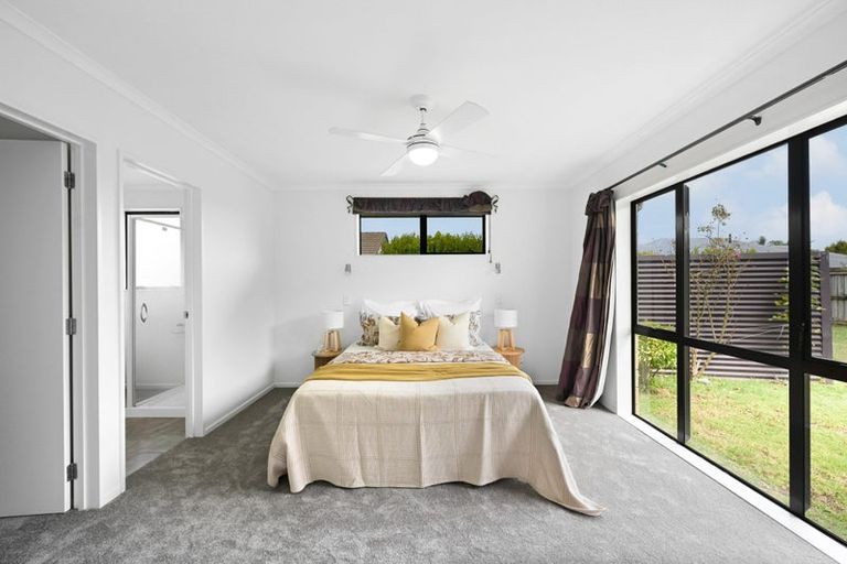 Photo of property in 8 Gracefield Place, Huntington, Hamilton, 3210