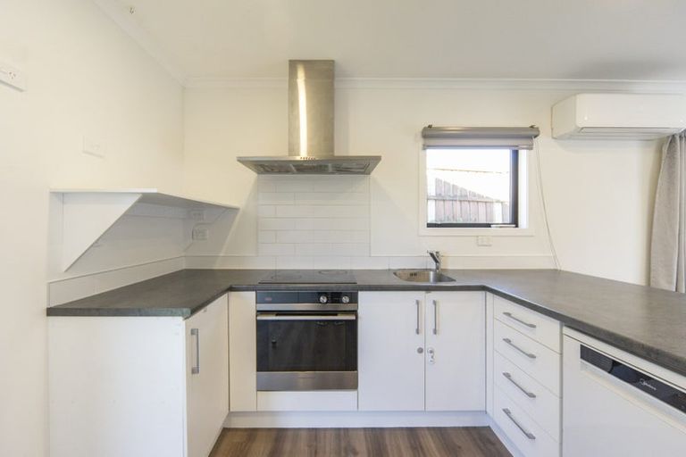 Photo of property in 49 Dalgliesh Avenue, Forest Lake, Hamilton, 3200